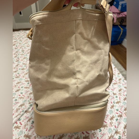 BEIS Weekender - Picture 4 of 14